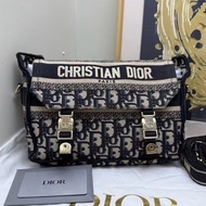 Dior 迪奧 DiorCamp老花郵差包小號 藍色老花刺繡滿印
