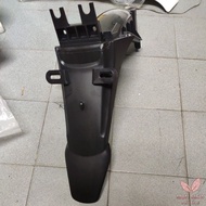 Rear Fender Magurad Belakang Inner (100% Original) Yamaha Lagenda 110z  Srl 110z 110zr Lagenda110z L