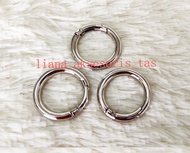 AKSESORIS TAS WANITA RING O BUKA TUTUP TAS UKURAN 2.5 CM (1 PCS) TEBAL IMPORT WARNA LIGHT GOLD SILVE