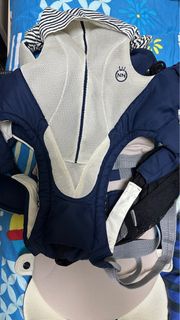 海軍藍 combi ninna nanna Bb孭帶