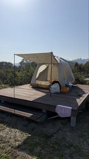 QUECHUA | 產品編號: 8979823 UPF50+ 高透氣網眼露營帳篷（快開設計）