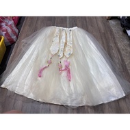 2hand. cream dance cv s.m. vd25
