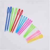 Basic 5.5cm,7.5cm plastic wool sewing needle in colorful knitting