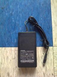 [宅修電維修屋]TOSHIBA東芝筆電專用電源適配器PA2444U / Output 15V/4A AC Adapter 50/60HZ 100~240V(中古良品)日本原裝