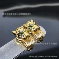 8DOU V Golden Domineering Epoxy Green Eye Leopard Earrings Fashion Knot Leopard Print Ear Shots