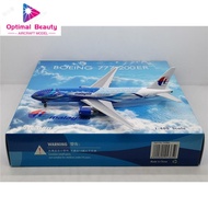 Phoenix 04365 1: 400 Malaysia Airlines B777-200 9M-MRD Free Space