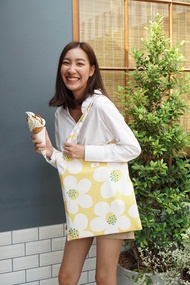 กระเป๋าผ้า Tote bag - RINA ลาย YELO! Daisy