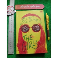 Girl Book Misterius by Emma Cline.