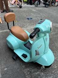 Vespa 兒童電動車