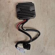 SUZUKI GSXR 650 / GSXR 750 / GSXR 1000 -  Regulator (rectifier)