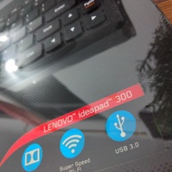 Laptop Lenovo Ideapad 300