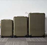 rimowa essential suitcase luggage size: 21", 26", 30” 旅行喼 行李箱
