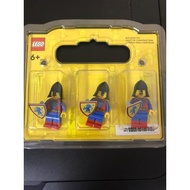 Lego Lion Knight Soldier minifigure brand new with shield 3 unit with blister pack castle army 10305