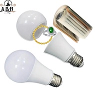 [A&B] Creative Light Bulb Storage Box Private Money Jewels Box Secret Hidden Storage Bulbpartment Sa
