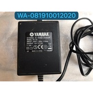 Original yamaha keyboard / piano adapter