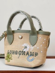 Longchamp 新款手工刺绣的草编包,四叶草+蒲公英,清新自然夏天恩物，size-：12×9×13.5cm
