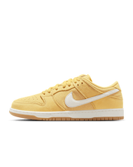 Nike SB Dunk Low Pro Skate Shoes