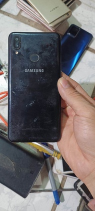 Cụm xác Samsung A10s sống zin hư màn hình