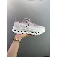 On Cloudtilt Sneakers / Casual Shoes