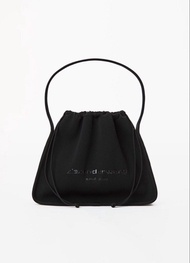 alexander wang ryan large shoulder bag in ribbed knit 女裝大手袋