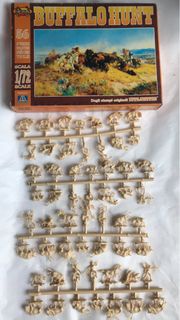 Italeri  Nexus 1:72 1/72 Buffalo Hunt 模型 model