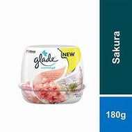 Glade Scented Gel Sakura (180g)