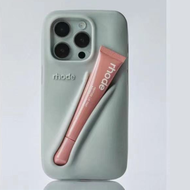 เคสโทรศัพท์ลิปสติก Rhode Hailey Lip Case สำหรับ iPhone 15 pro Max ลิปสติกสีตัดกัน แบรนด์ Hailey Lip 