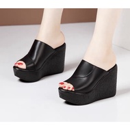 Dép xuồng quai da viền chéo Đen N01