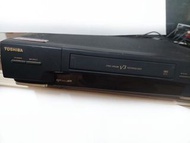TOSHIBA VHS 錄放影機 M751#錄放影機～9成新#3C