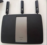 Linksys EA6900 AC1900 Dual-Band Wireless Router