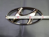 Logo Hyundai Chữ H Loại Lớn Gắn Cho Xe Tải HD320 HD1000 HYUNDAI TRAGO BUS