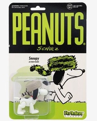 Super7 ReAction Peanuts Racoon Hat Snoopy figure