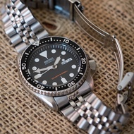 New SEIK0 Automatic Divers 200M Mens Watch รุ่น SKX007K2 นาฬิกาข้อมือสำหรับผู้ชาย ดำน้ำลึก 200 เมตร 
