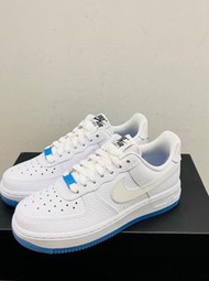 Nike Air Force 1 07 LX UV 熱感應後跟