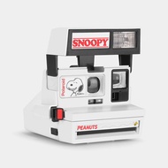 Retrospekt - Snoopy Polaroid 600 Camera