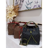Dijual tas serut besar Bonia original Murah