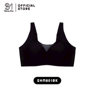 Show me เสื้อชั้นใน ไร้โครง ไร้ขอบ มีตะขอหลัง รุ่น  EAZY HUG รหัส SHM801 โอบกระชับ ใส่ง่าย สบายตัว-ส