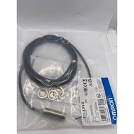 Fast Delivery E2E-X2F2-Z Sensor E2E-X2F2-Z S Measure Bag New Store First Hand E2E-X2F2-Z Authentic B