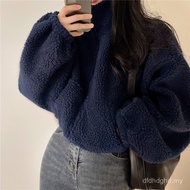Loose fit, goes with every outfit. Winter fashion, Korean style for women.