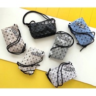 Issey Miyake Bag Issey Miyake Mahjong Bag Tofu Bag Issey Miyake 2025 New Style Women's Summer Geomet