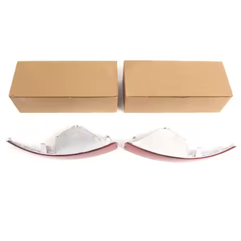 Rear Bumper Tail Light OEM 30678970 31213647 31111185 30784134 Rear Bumper Reflector Stop Lamp for V