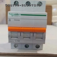 MCB SCHNEIDER DOMAE 25A 32A 3P 3phase 3Phase 3p 32a 25a mcb Schneider