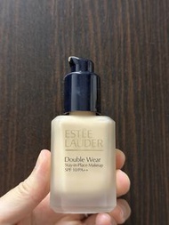 Estee Lauder 新版 Double Wear 粉底液