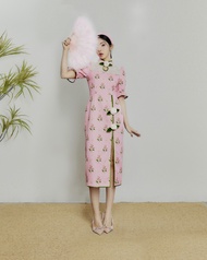 [พรีออเดอร์7-10วัน] QIPAO DRESS FLOWERED PRINT WITH WHITE ROSE PIN