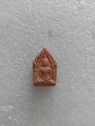 พระขุนแผนเนื้อดินเผาพิมพ์เล็กขัดเงาสีมันปู ขายยกถุง ถุงละ 100 องค์ 165 บาท พระแจก แกร่ง