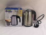 特價：全新山崎牌不鏽鋼電熱水壺(雙電壓)  - $200(原價：$240)  Brand new Anki water boiler  詳情： 原價：$240 電源方式：230/120V~, 50/60Hz 消費電力：1000W  容量：0.5L