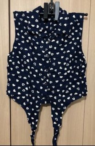 Atmosphere navy sleeveless button down tank top shirt 深藍人造絲心形圖案背心上衣外套