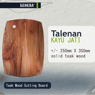 GENERA Teak Cutting Board