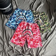 全新Bape經典迷彩鯊魚短褲Bape 短褲 Bape shorts Bape pants