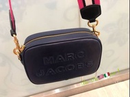 🇺🇸Marc Jacobs 🔥M0014465 🌈21.5*14*7.5  (背帶粉、白色藍色真皮立體浮雕Logo相機包